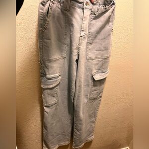 No Boundaries Light Gray Cargo Pants for Men